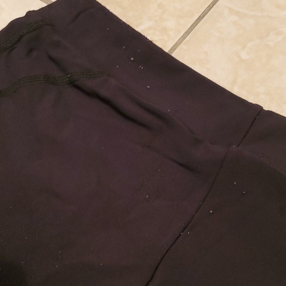 Under Armour shorts - Picture 2 of 2